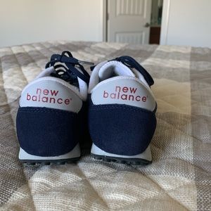 New Balance sneakers 8.5
